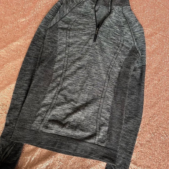 Lululemon Swiftly Wool 1/2 Zip Thermo 4-Way Stretch Shirt Women Sz 4 Black White - Picture 1 of 10